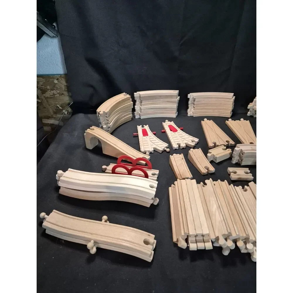 Huge Lot Thomas The Choo Choo Train , Brio , Melissa Doug Trains, Over 300 Pc